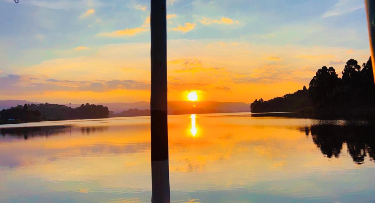 Lake Bunyonyi Rock Resort Kabale Eksteriør billede